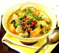 Pui cu sos Thai red curry