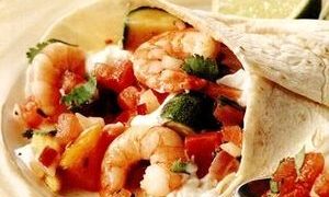 Fajita de creveţi cu salsa de roşii