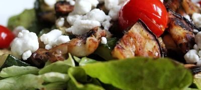 Salata de legume la gratar cu branza feta