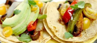 Tortilla cu legume la grătar şi feta