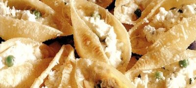 Paste cu ricotta, busuioc si masline negre