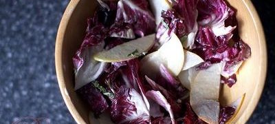 Salata de radicchio cu mere si pere