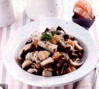 Chicken and mushrooms salad