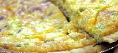 Quiche cu mozzarella, cartofi şi ciuperci