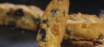 Biscotti cu migdale, cicolata si portocale