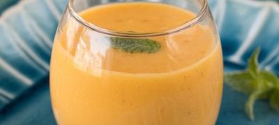 Smoothie de banane cu mango