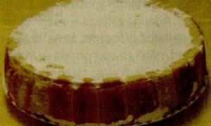 Tort cu crema de vanilie